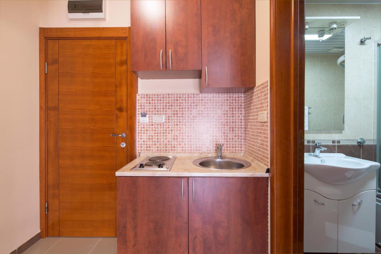 Apartmani Salus Budva Ngoại thất bức ảnh