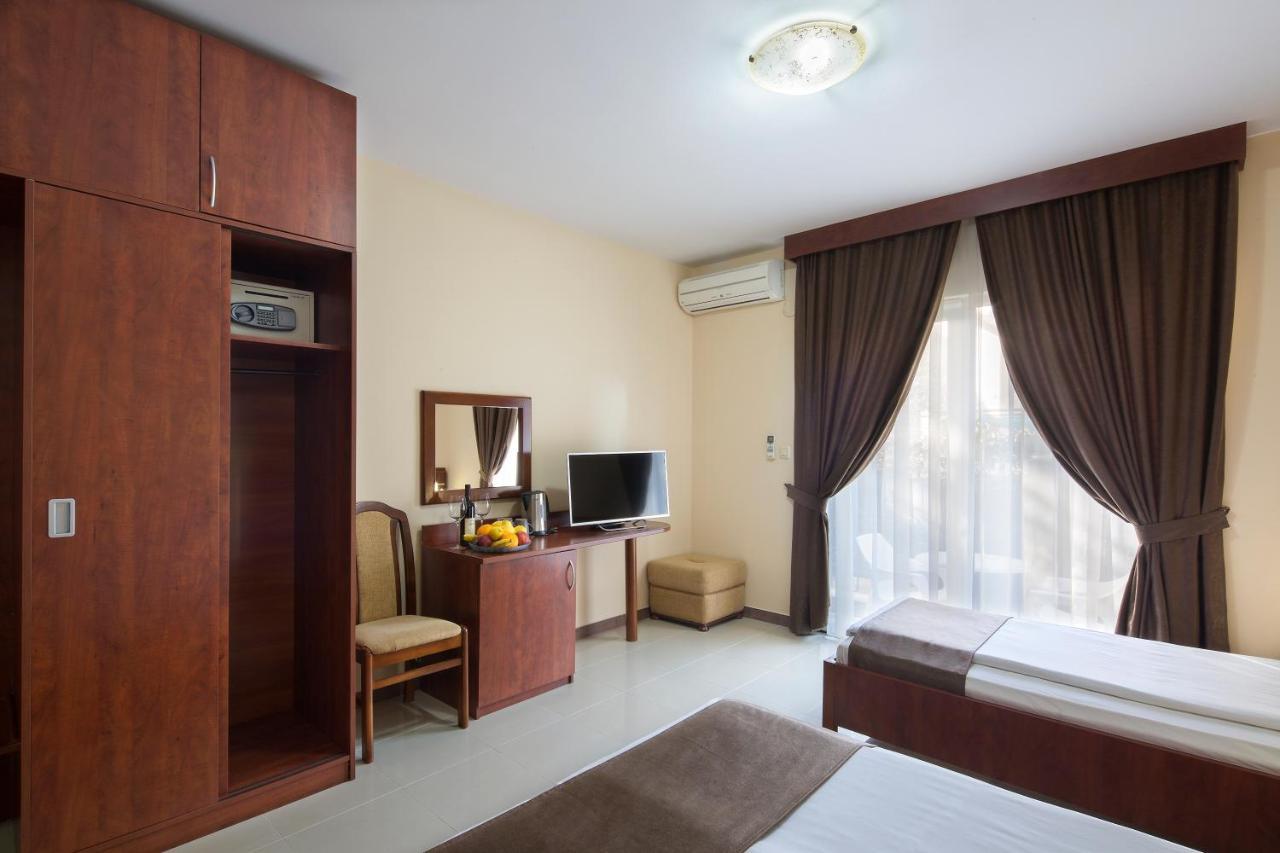 Apartmani Salus Budva Ngoại thất bức ảnh
