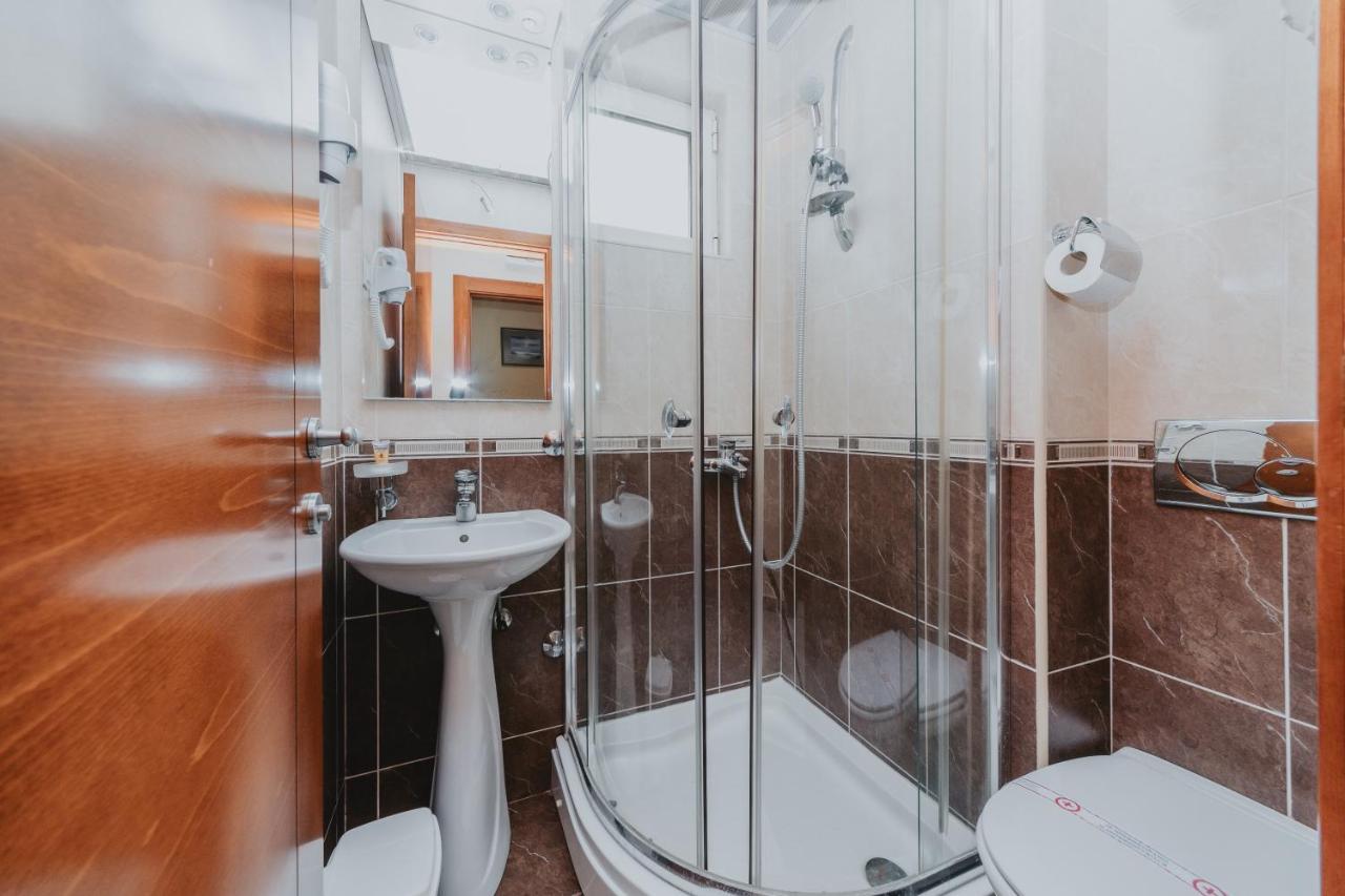 Apartmani Salus Budva Ngoại thất bức ảnh