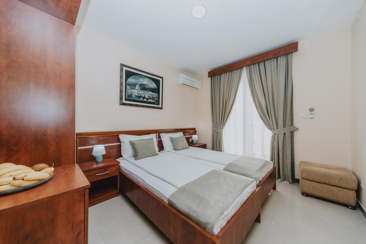 Apartmani Salus Budva Ngoại thất bức ảnh