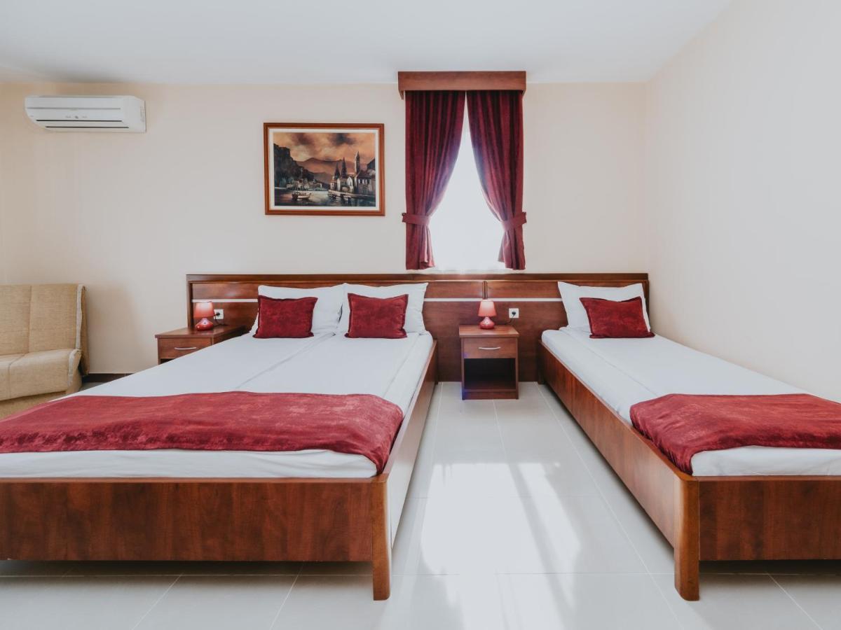 Apartmani Salus Budva Ngoại thất bức ảnh