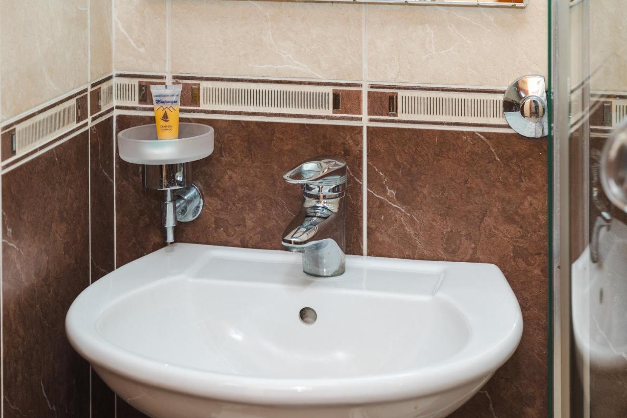 Apartmani Salus Budva Ngoại thất bức ảnh