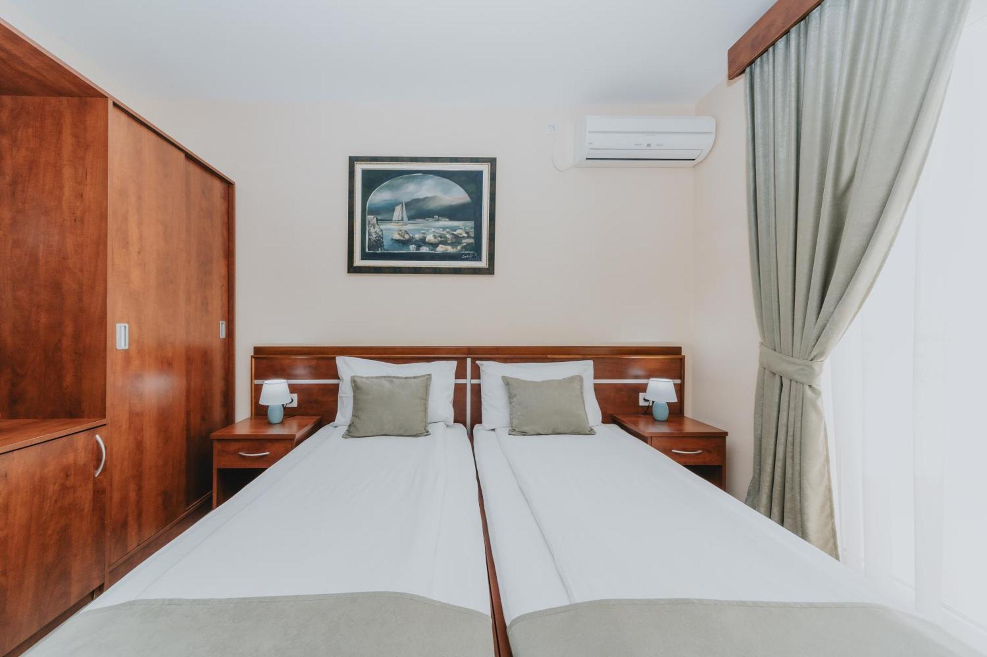 Apartmani Salus Budva Phòng bức ảnh
